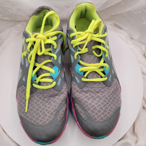 Under Armour Neon 4D Foam Heat Gear Running Gym Shoes Size 10 - Picture 7 of 10